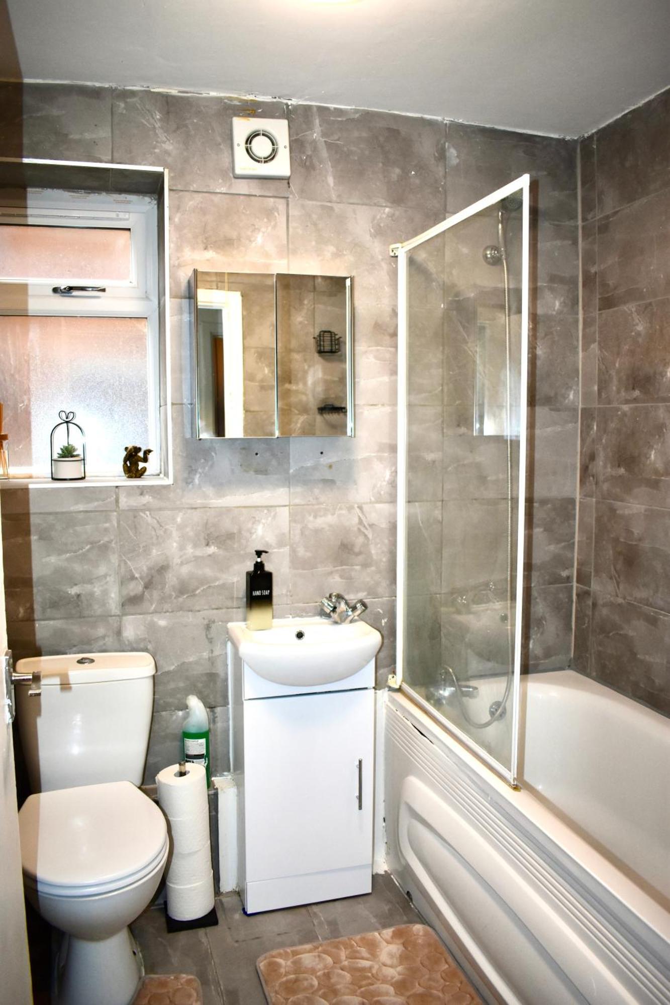 Luxury 2 Bedroom Apartment, Parking, Few Minutes Walk From Wembley Stadium Londra Dış mekan fotoğraf